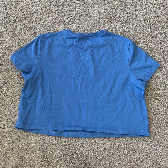 - SHEIN Round Neck Crop Solid Tee Size L - Picture 4 of 5